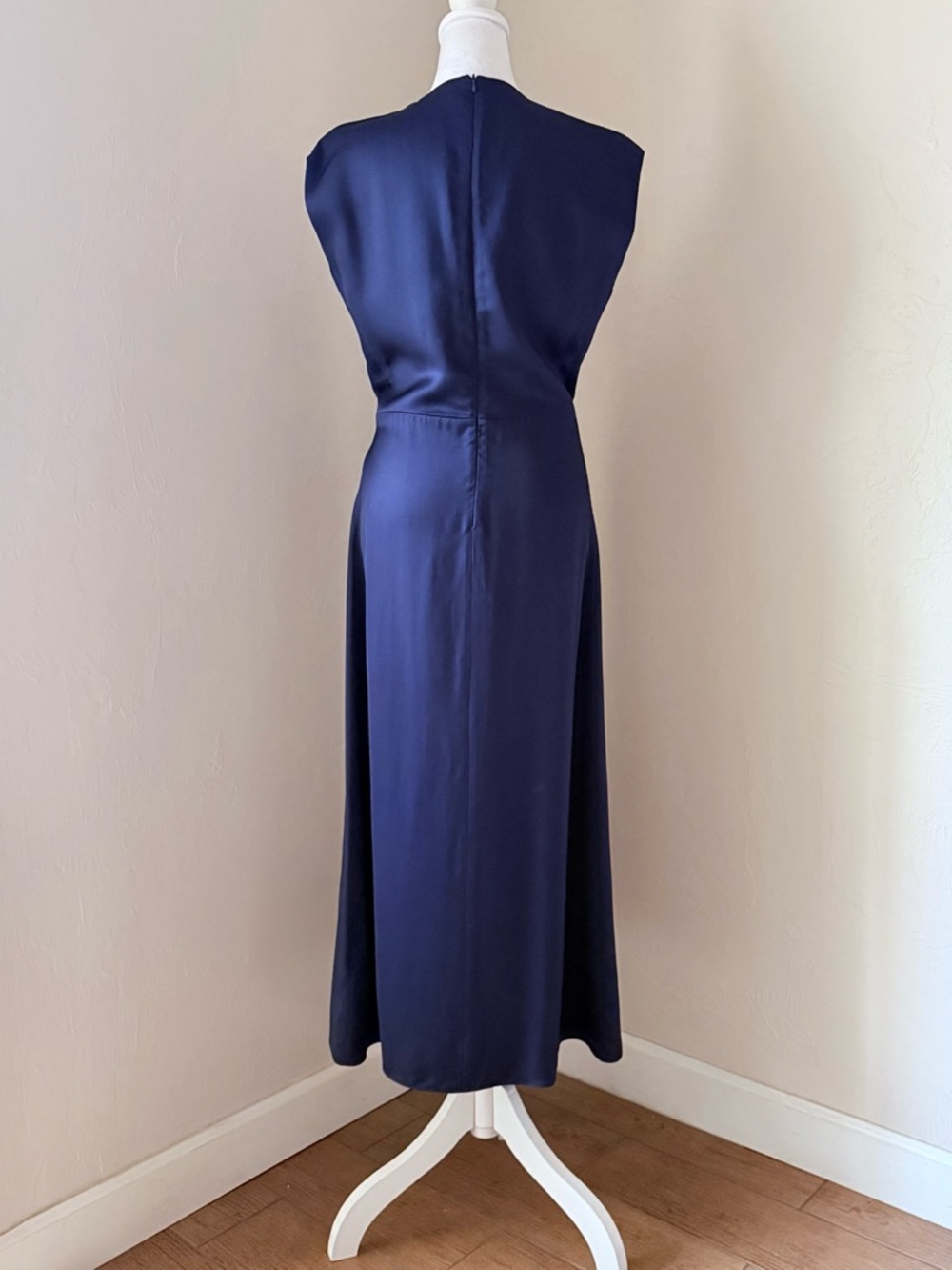 There Was One Knot Detail Navy Satin Midi Dress Made in Italy Farfetch 44 8 $520 - Picture 9 of 16